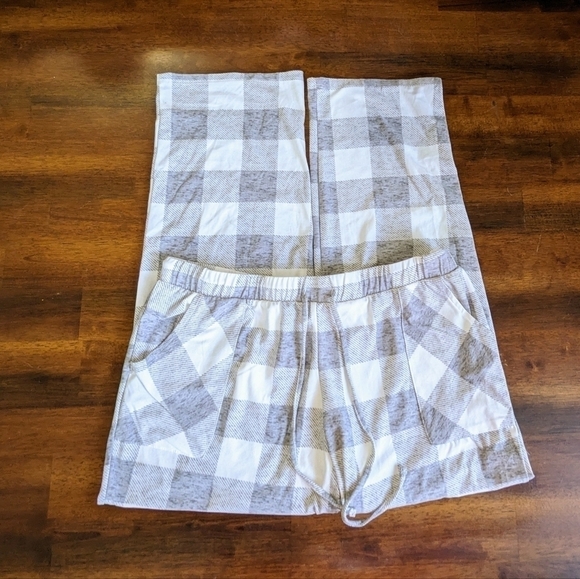 Lucky Brand Gray & White Plaid Soft PJ Pants - Picture 2 of 6